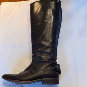 Frye Black Leather Melissa button Back Zip Boots 8-M